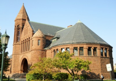 Billings Library at the University of Vermont | CC via Wikipedia Commons