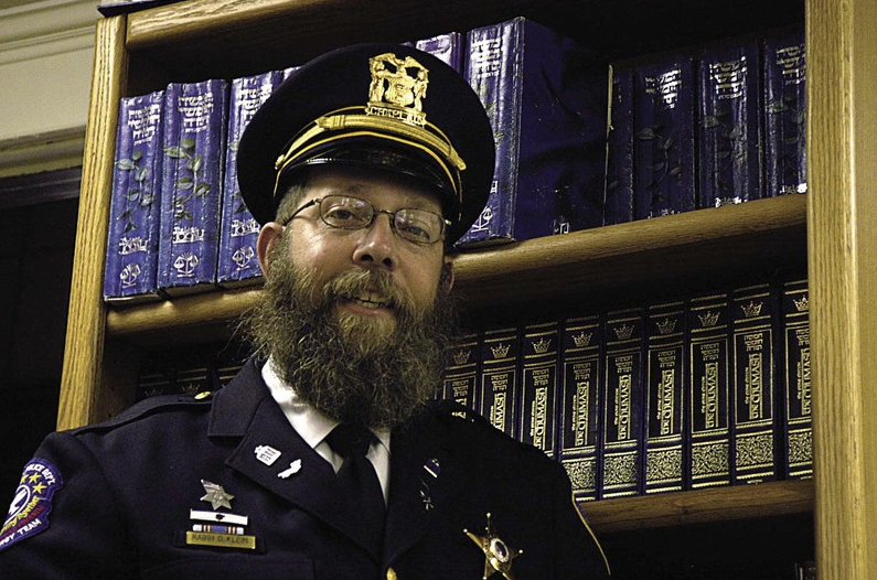 Rabbi Dov Hillel Klein: rule-breaker, renegade... and police chaplain? (via nuchabad.org