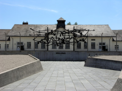 A memorial at Dachau. | By Wolfgang Manousek [CC BY 2.0], via Wikimedia Commons